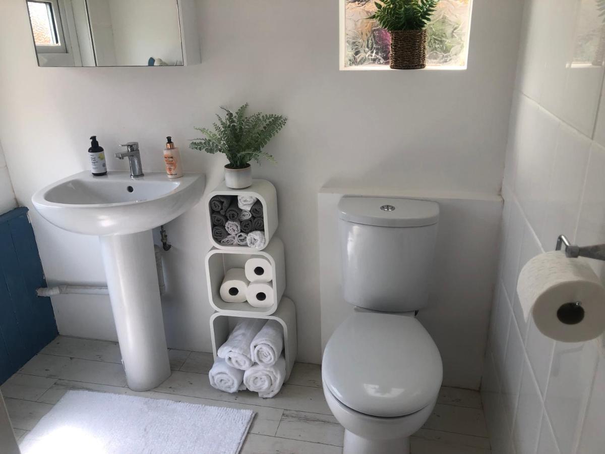 טונטון Homely Victorian Terraced Town House With Parking. מראה חיצוני תמונה