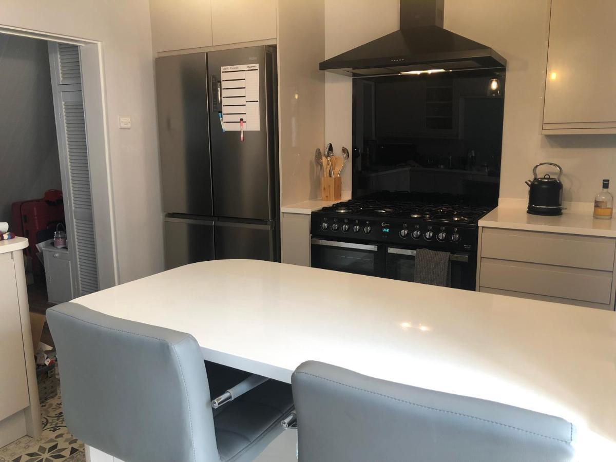 טונטון Homely Victorian Terraced Town House With Parking. מראה חיצוני תמונה